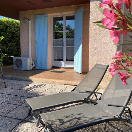 T2 Classe 2* Calme Au Coeur Du Village Provencale Gréoux-les-Bains Exteriör bild