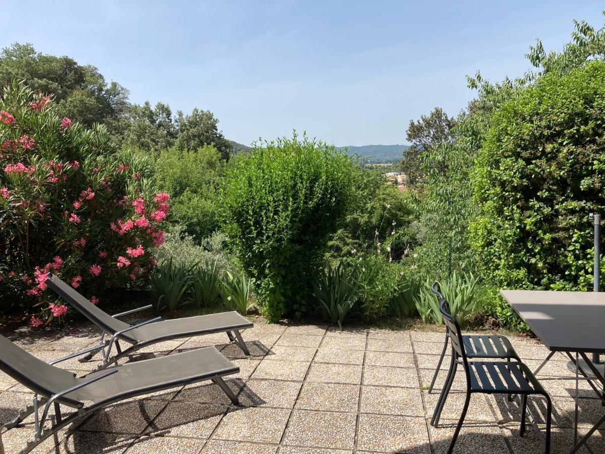 T2 Classe 2* Calme Au Coeur Du Village Provencale Gréoux-les-Bains Exteriör bild
